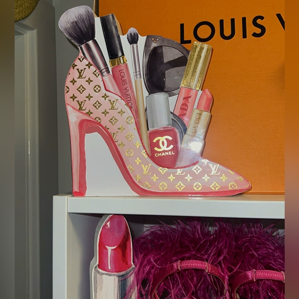 Pink Designer Heel Beauty Standee 💗 Makeup & Fashion Decor | Girly Closet Art